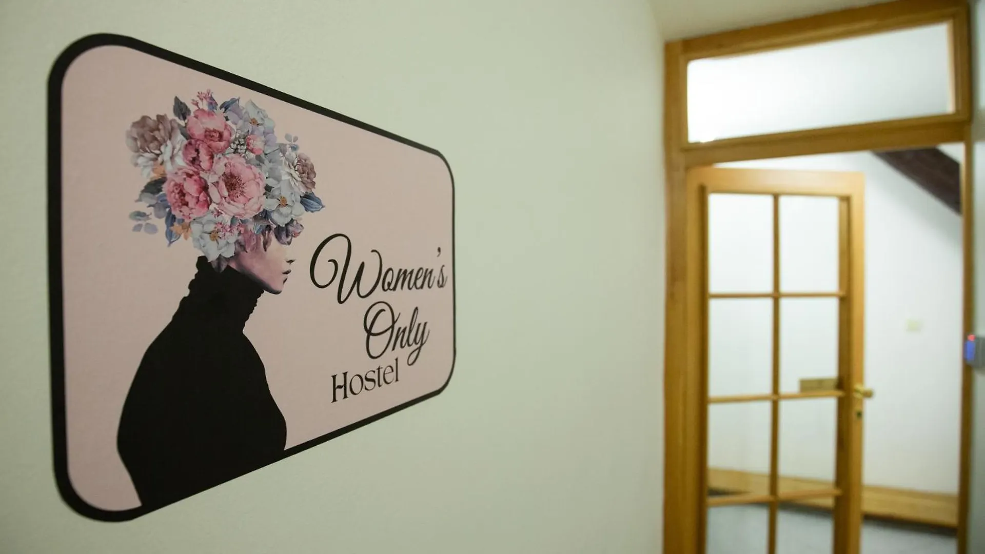 פראג Women'S Only Hostel - Female Only 0*,