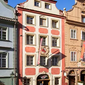 4* Hotel Red Lion