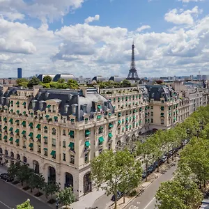 ***** Hotel The Peninsula França