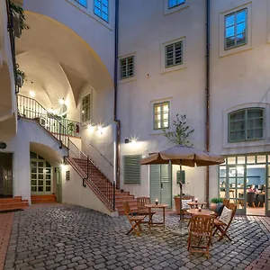 4* Aparthotel Blue Oak