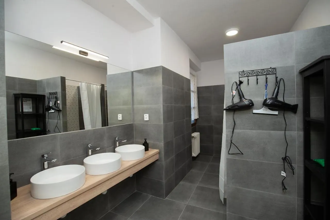 Women'S Only Hostel - Female Only Praga